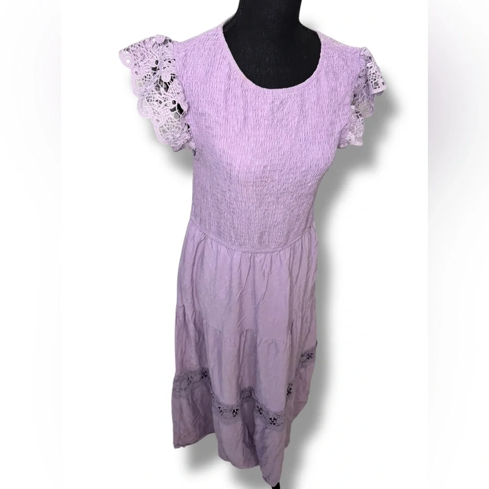 ZESICA Women's Casual Flutter Sleeve Crew Neck Smocked Tiered Midi Dress - Picture 4 of 9